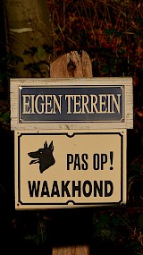 Waakhond ? Ja,ja, 't zal wel... (geüpload door Itie Peppelman)